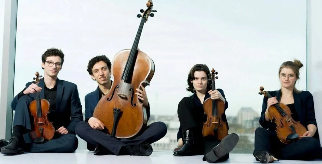 Martin Quartet — achtergrondafbeelding