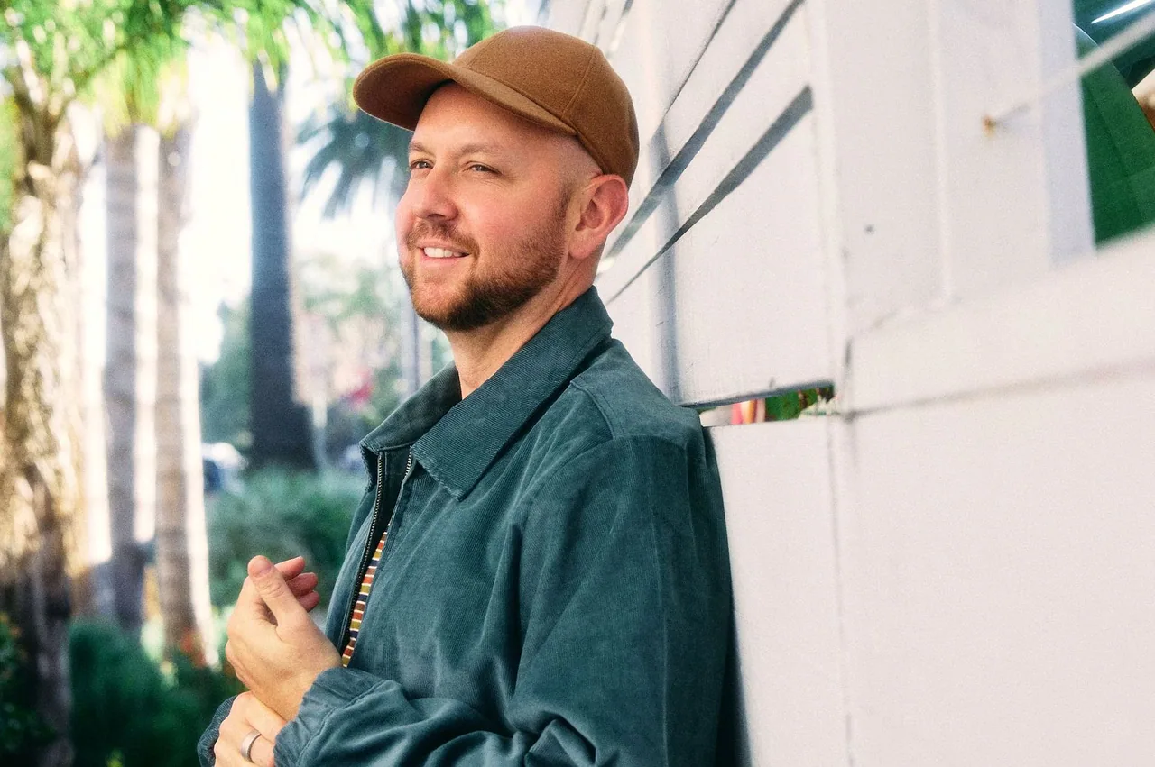 Matt Simons — achtergrondafbeelding