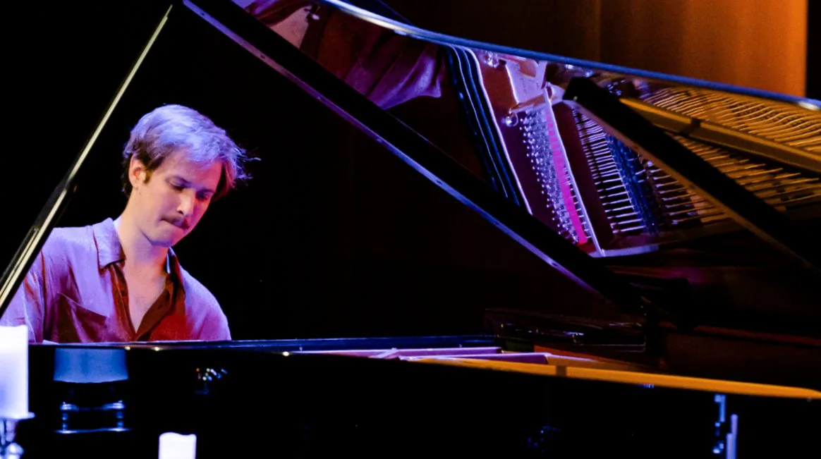 Mattias Spee · Schouwburg Het Park, Hoorn · Sun, 18 Apr 2027
