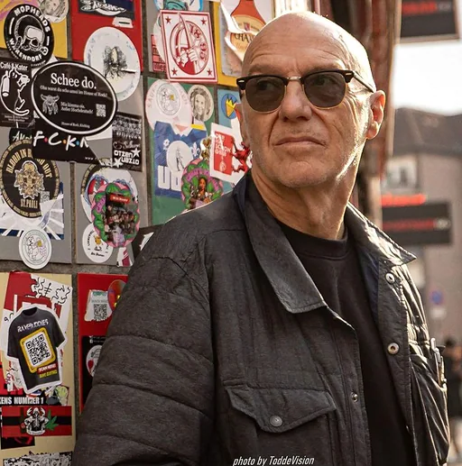 Midge Ure · Effenaar, Eindhoven · wo 24 feb 2027