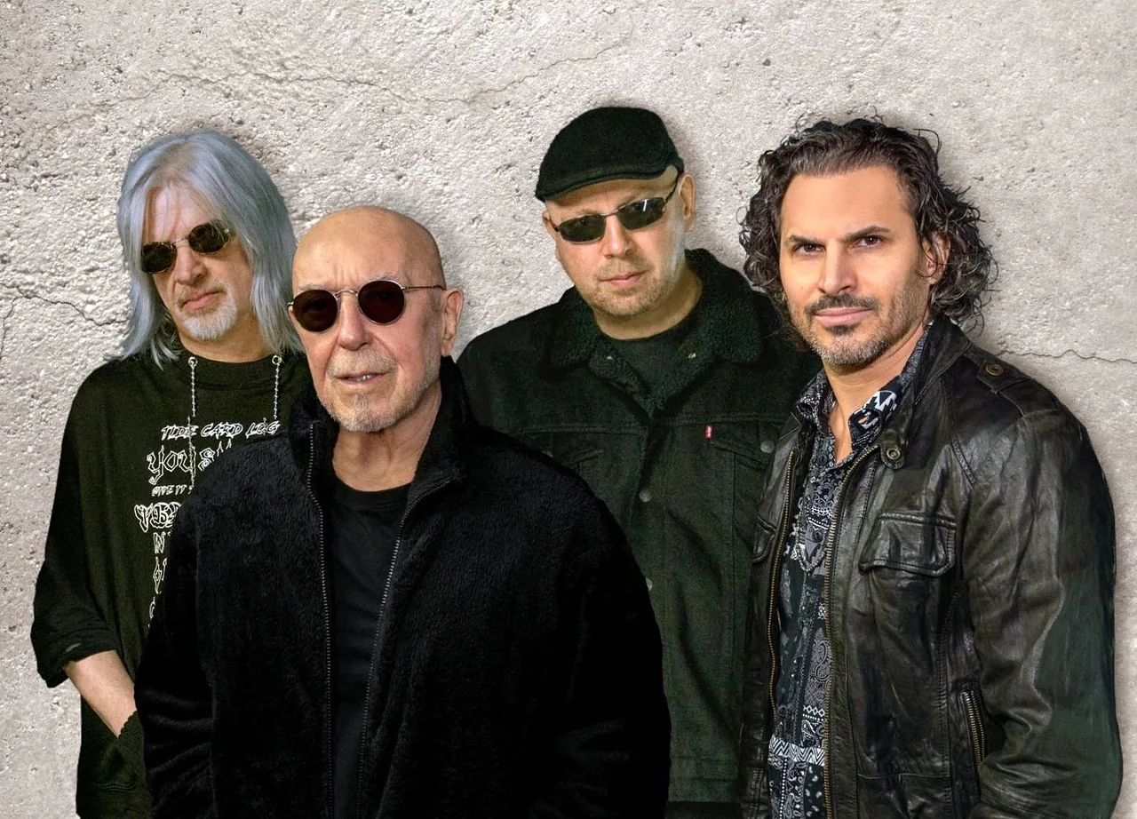 NAZARETH – RIGHT, LEFT & CENTRE TOUR 2027 — background image