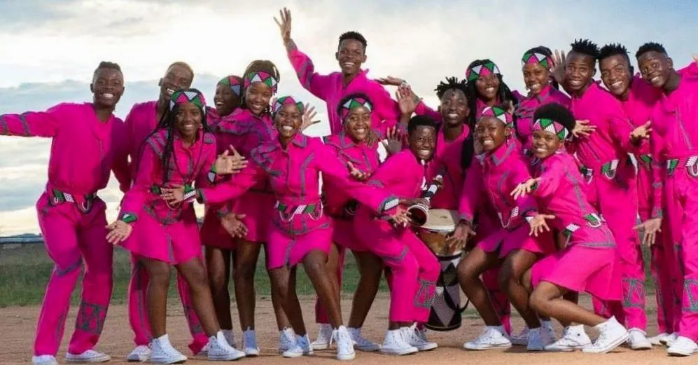 Ndlovu Youth Choir — achtergrondafbeelding