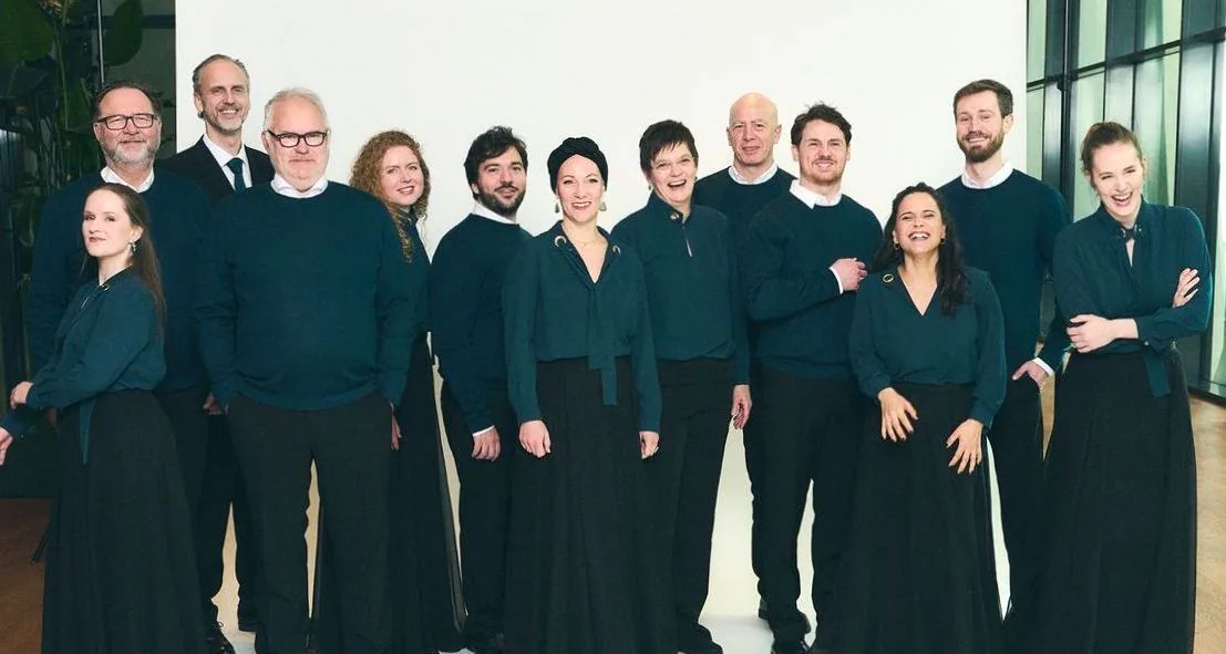 Nederlands Kamerkoor en Cappella Mediterranea — background image