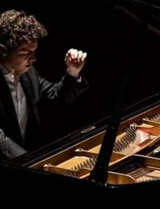 Nikola Meeuwsen · Muziekgebouw Eindhoven, Eindhoven · zo 20 dec 2026