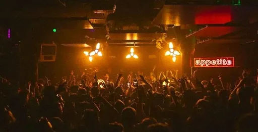 Omar+ all day long x Overbruggen · Shelter, Amsterdam · zo 25 okt 2026