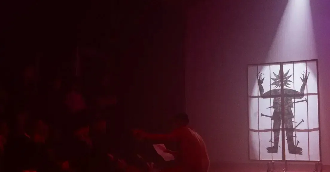 Performance: Erik Tlaseca - Eclipse — achtergrondafbeelding