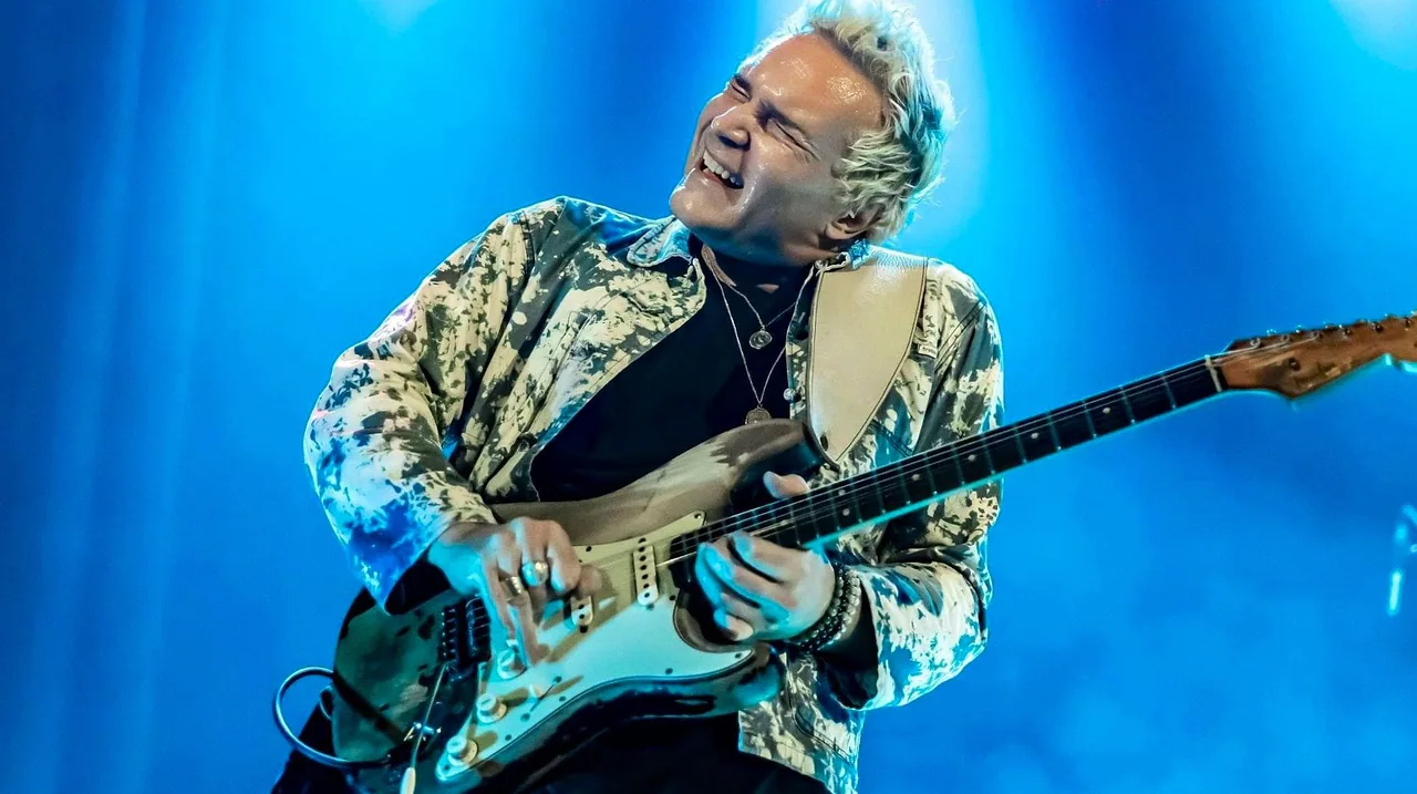 Philip Sayce · De Cacaofabriek, Helmond · zo 4 okt 2026