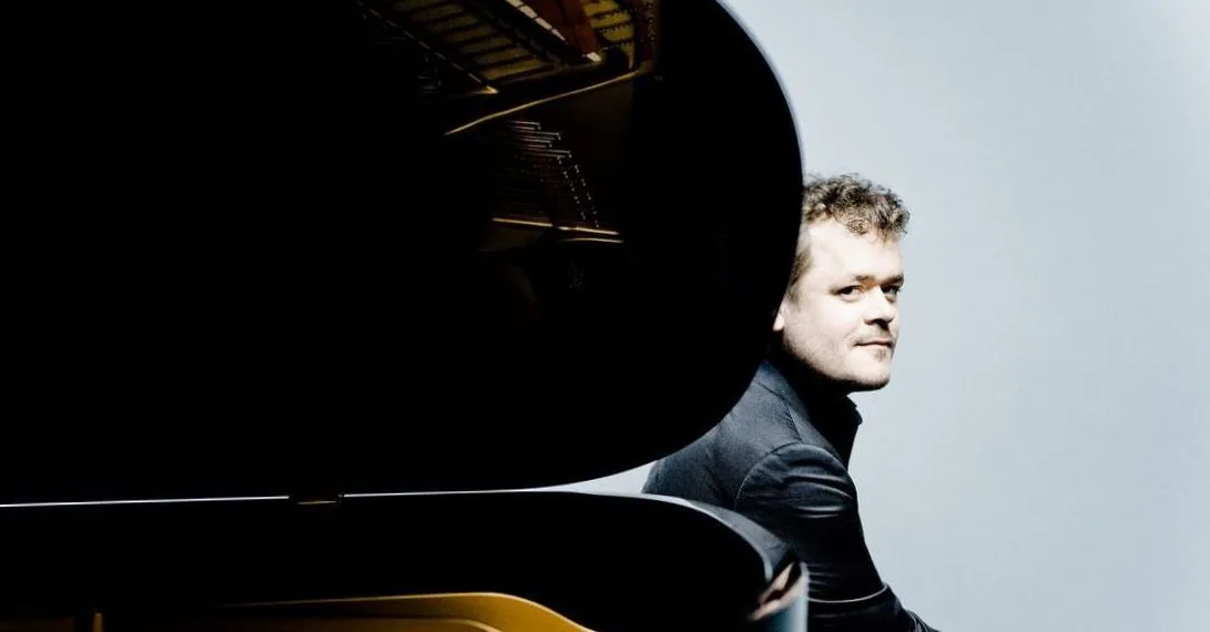 Pianokwartetten van Dvořák en Tanejev - Benjamin Grosvenor, Hyeyoon Park, Timothy Ridout + Kian Soltani · Muziekgebouw aan 't IJ, Amsterdam · za 6 mrt 2027