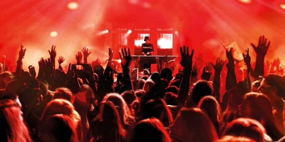 Qmusic the Party - Staconcert - 4 uur fout · Theater de Kampanje, Den Helder · za 15 mei 2027