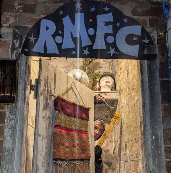 R.M.F.C — achtergrondafbeelding