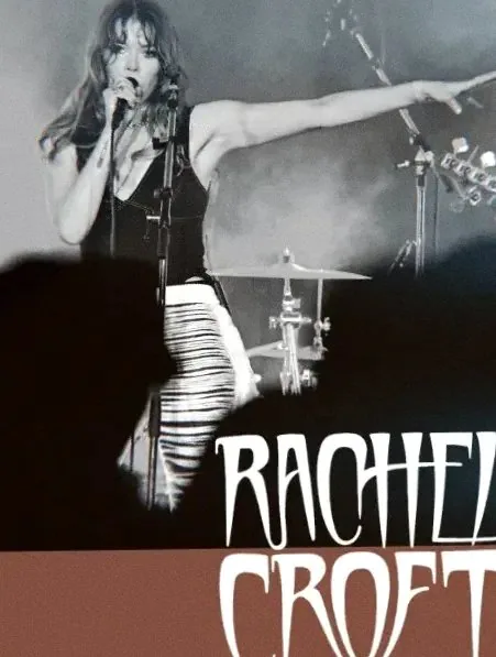 Rachel Croft — achtergrondafbeelding