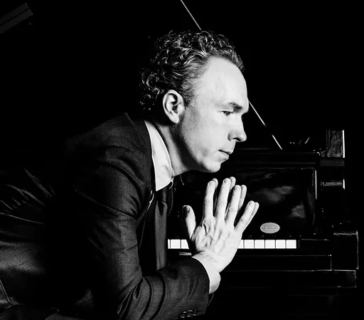 Ralph van Raat · PHIL Haarlem, Haarlem · Thu, 21 Jan 2027