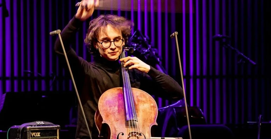 RESET! - Stefano Bruno, Victor Julien-Laferrière + Het Muziek — achtergrondafbeelding