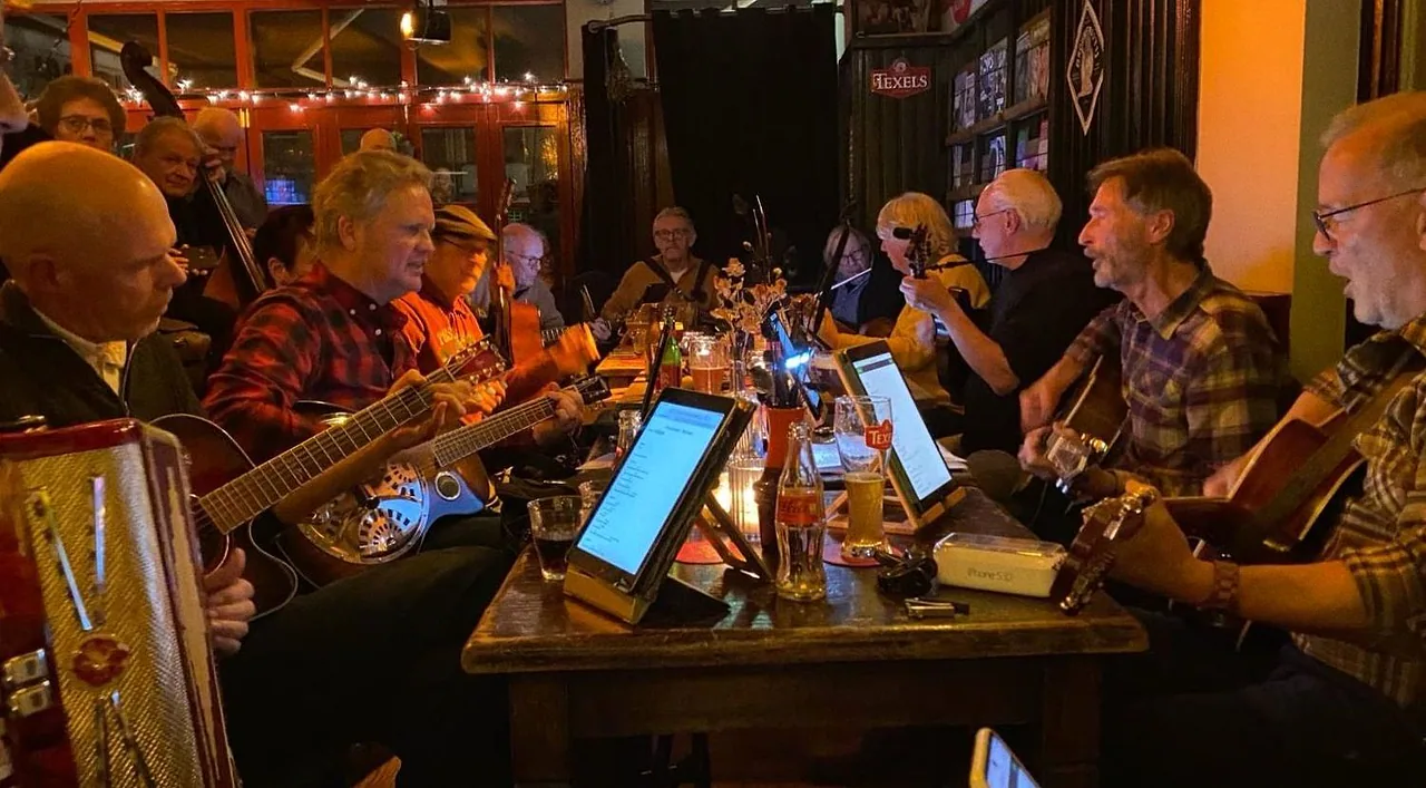 Rootsclub Keukentafelsessie · Lokaal42, Helmond · do 24 sep 2026