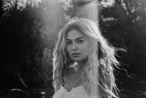 Roxeanne Hazes · Concerto Recordstore, Amsterdam · zo 25 okt 2026