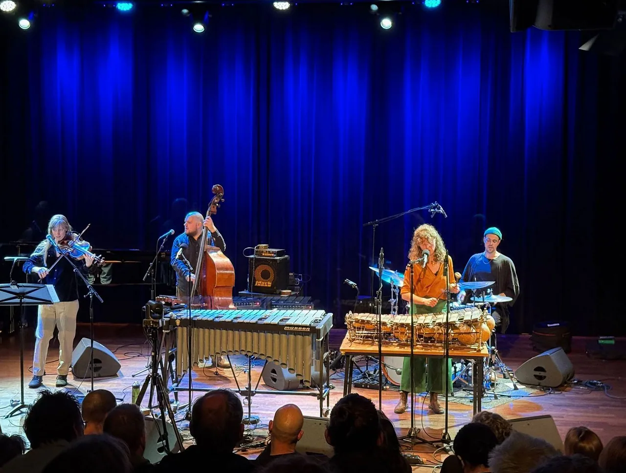 Schoolconcert: Groove Beest met Sanne Sanne (groep 6 t/m 8) · TivoliVredenburg, Utrecht · Mon, 15 Mar 2027