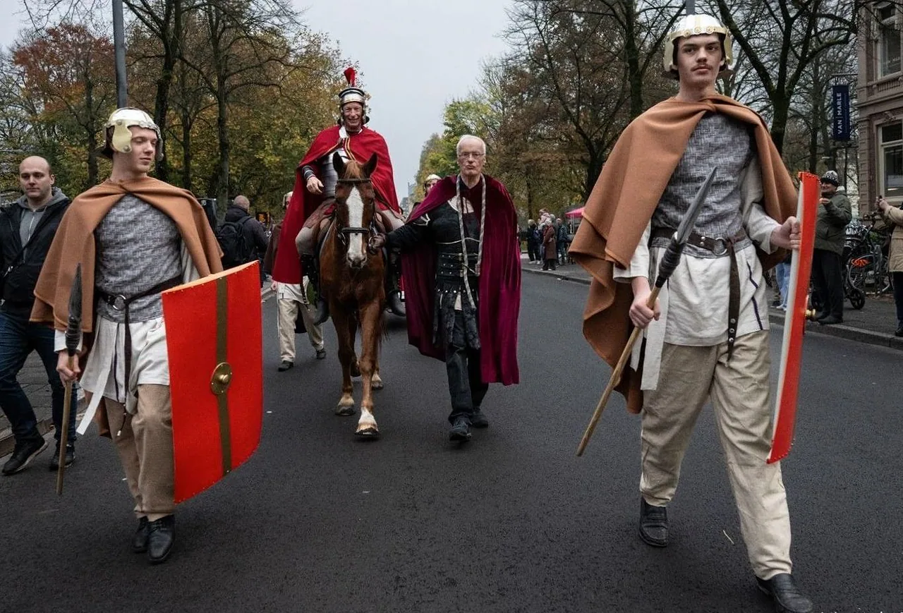 Sint Martinusoptocht door binnenstad Groningen – van Hereplein naar Martinikerk · Martinikerk, Groningen · za 7 nov 2026