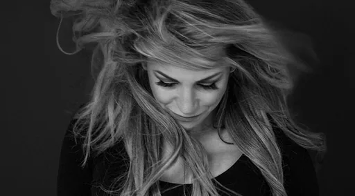 SOMEONE LIKE HER · Schaffelaartheater, Barneveld · vr 26 feb 2027