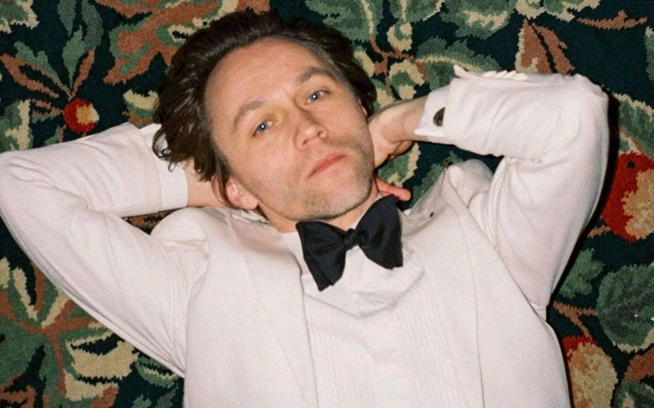 Sondre Lerche — background image