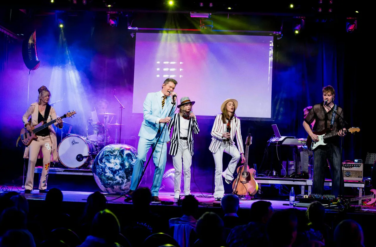 STATIONTOSTATION · Cultureel Centrum Jan van Besouw, Goirle · vr 13 nov 2026