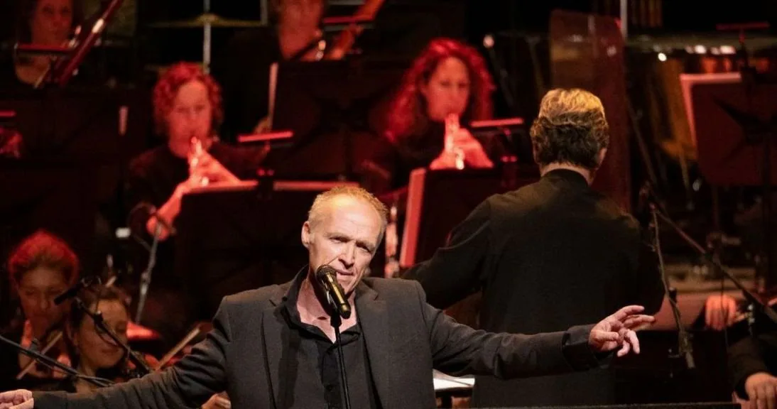 Stef Bos - Ik zing - Met groot orkest — background image