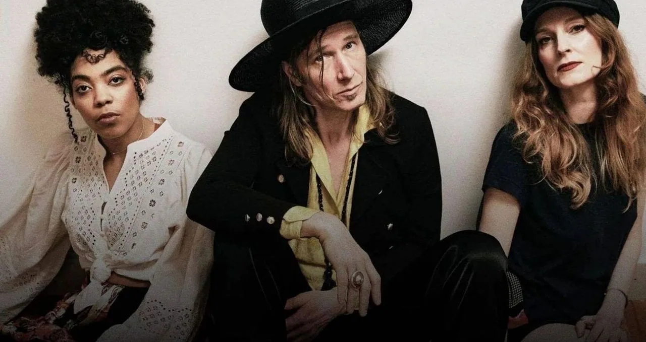 Stef Kamil Carlens & The Poem · Muziekgebouw Eindhoven, Eindhoven · za 3 okt 2026