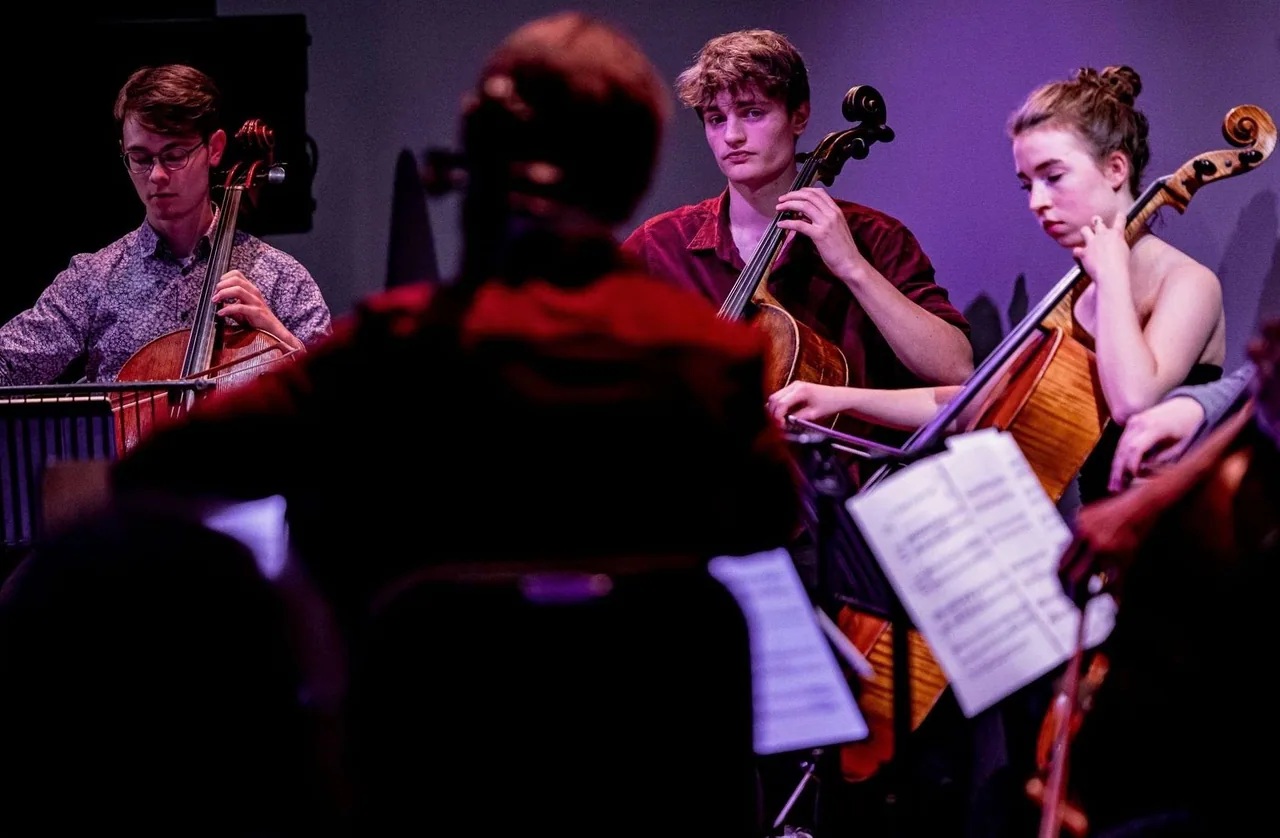 Students Around The World · BIMHUIS, Amsterdam · ma 2 nov 2026
