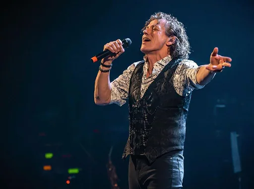 Syb van der Ploeg · Theater de Stoep, Spijkenisse · di 22 dec 2026