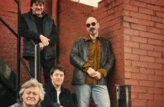 Ten Years After — achtergrondafbeelding