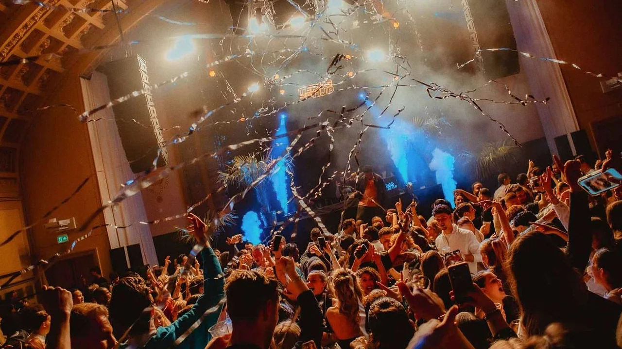 Terug in de Tijd · Luxor Live, Arnhem · vr 6 nov 2026