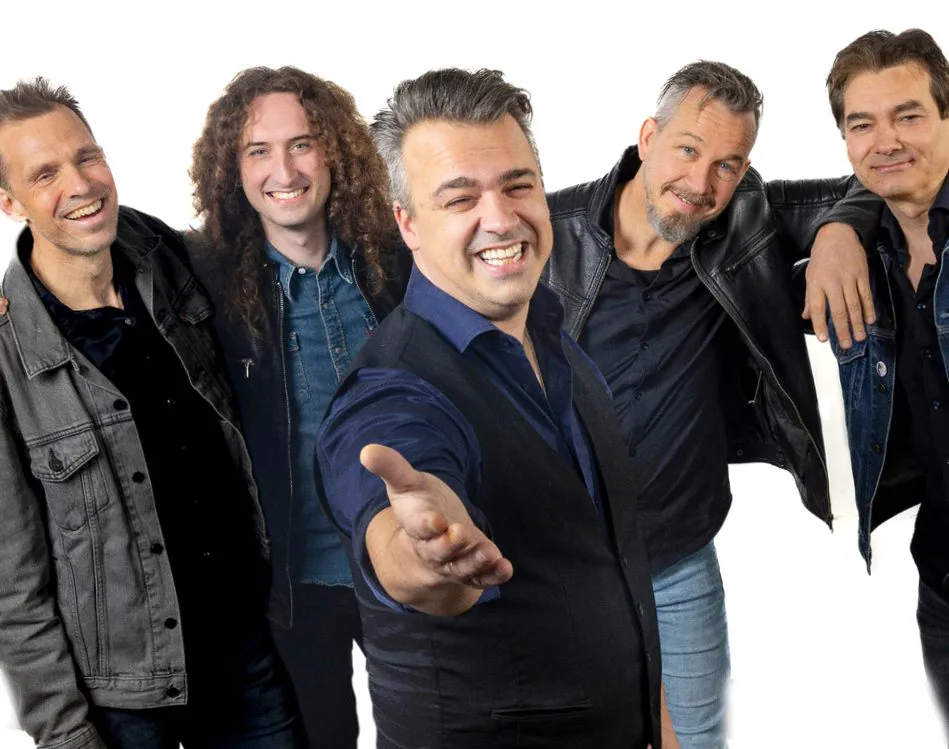 The Dutch Bryan Adams · Theater Congrescentrum De Tamboer, Hoogeveen · Fri, 5 Feb 2027