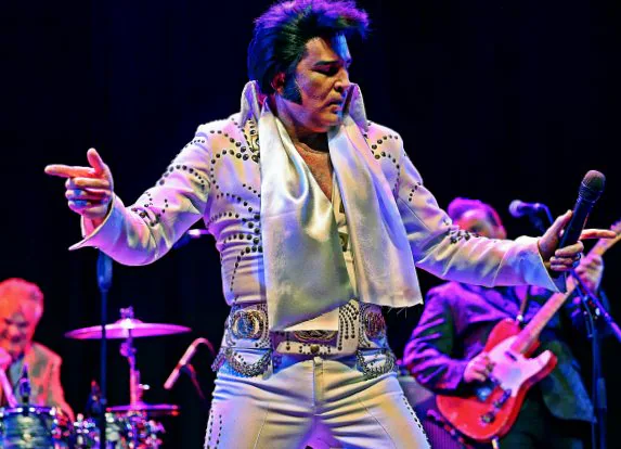 The Elvis Concert (USA) — achtergrondafbeelding