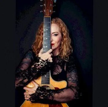 Anneke van Giersbergen — The Irish Road Trip · Stadstheater De Bond, Oldenzaal · za 24 apr 2027