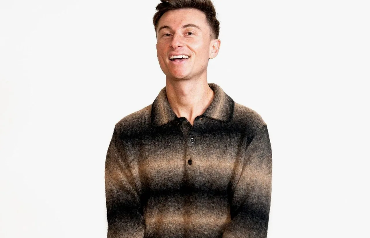 Trevor Wallace — background image