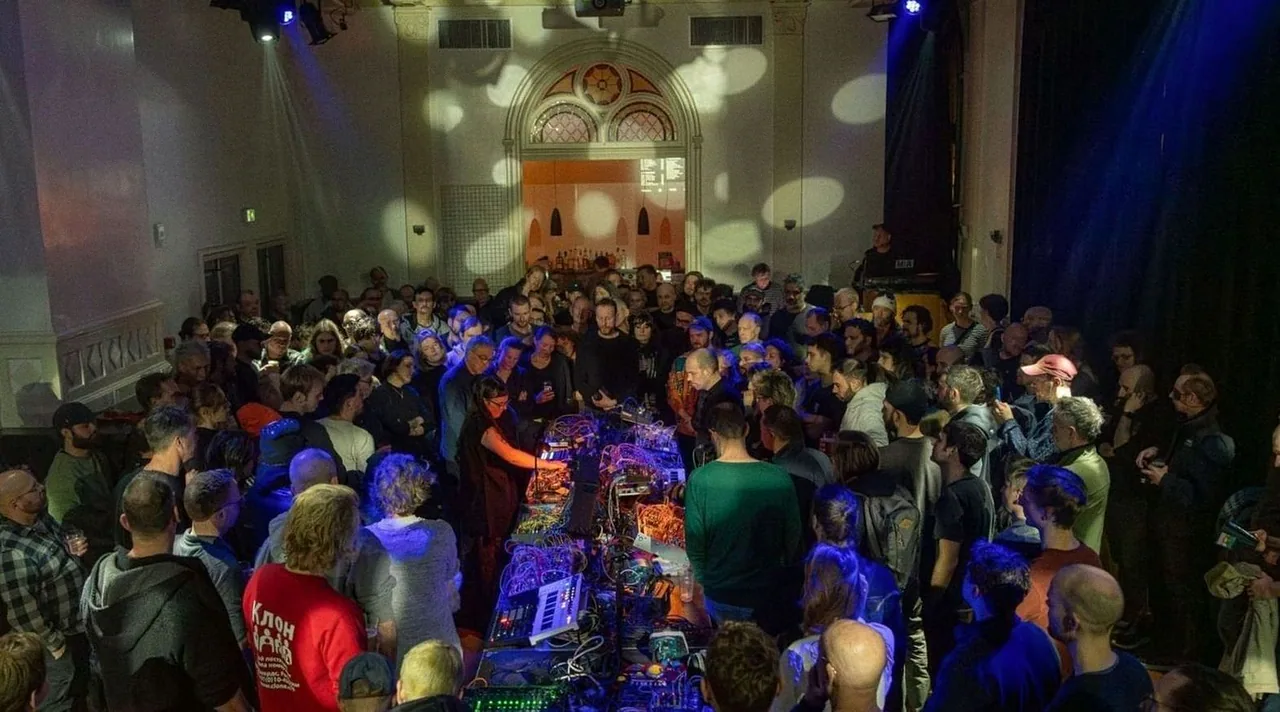 Voltage Control Amsterdam · Paradiso, Amsterdam · Sun, 27 Sept 2026
