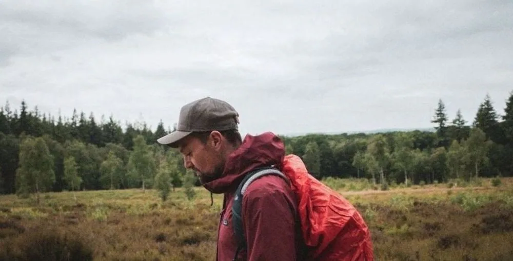 Wanderings - Tim Knol — background image