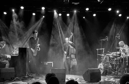 Yuri Honing Acoustic Quartet · Cultureel Café De Amer, Amen · zo 17 jan 2027