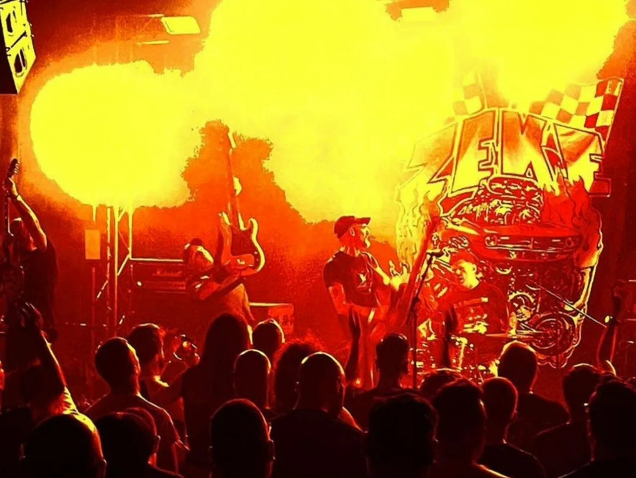 Zeke (USA) + support · Vera, Groningen · do 1 apr 2027