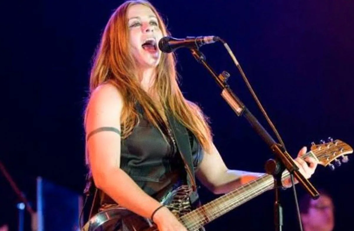 Alanis Morissette maakt eerste kerstalbum met Steve Martin en Brandi Carlile