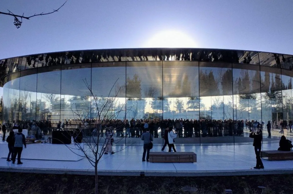 Apple opent eigen concertzaal van 600 plekken in Londense Battersea Power Station