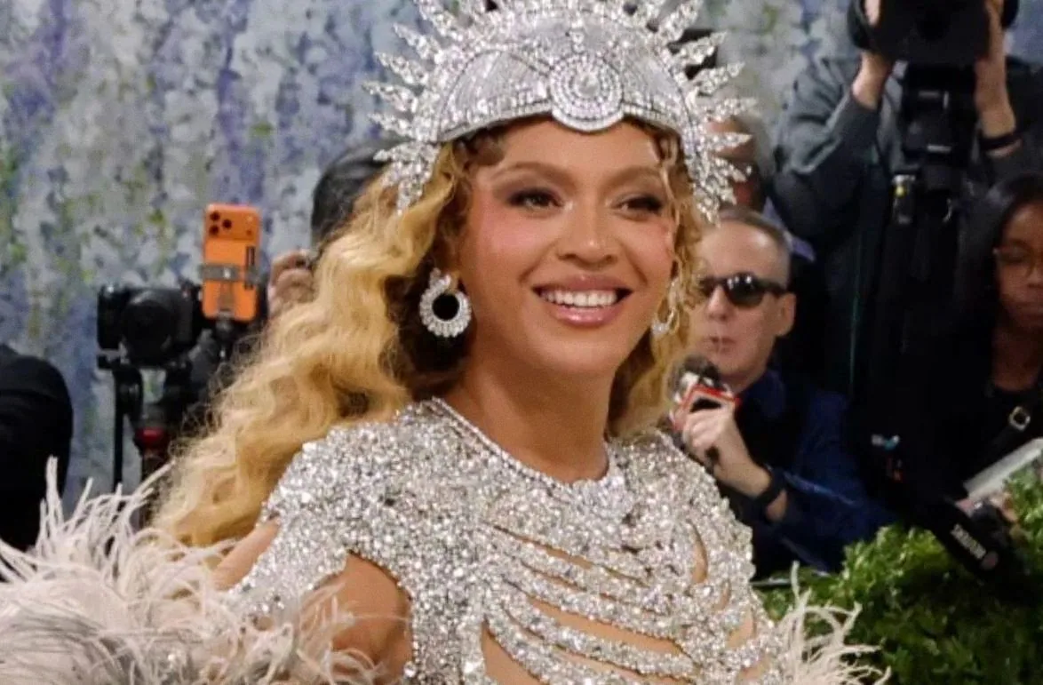 Beyoncé verrast fans met Morning Dew (Donk) en kondigt heruitgave B'Day aan