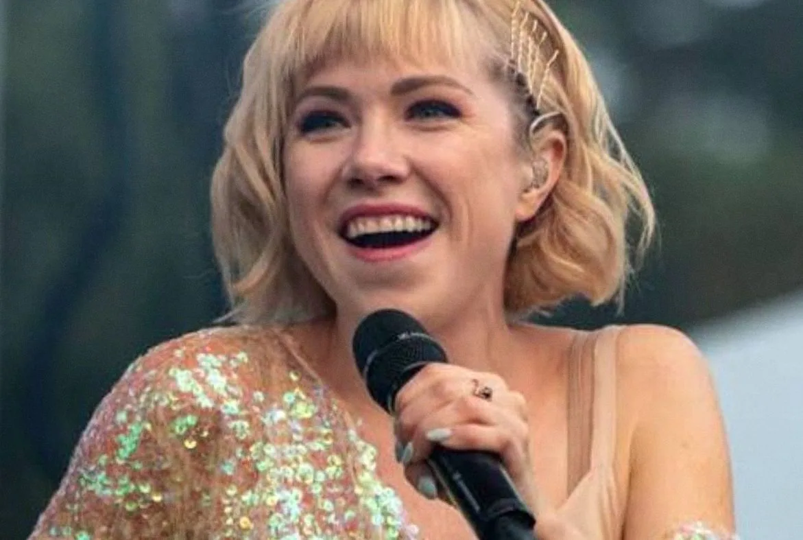 Carly Rae Jepsen releases double album Day and Night featuring 24 tracks