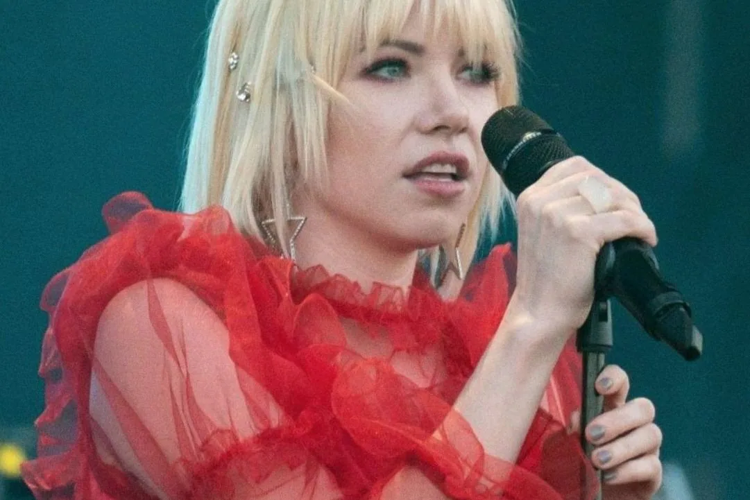 Carly Rae Jepsen schrijft Broadway musical van 10 Things I Hate About You
