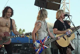 Def Leppard kondigt Noord Amerikaanse tour 2027 aan met Goo Goo Dolls