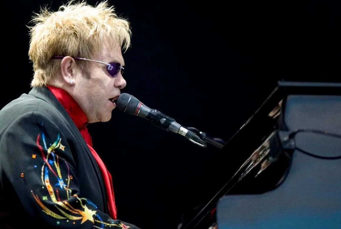 Elton John brengt Rock of the Westies uit in jubileumeditie