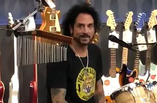 Journey drummer Deen Castronovo met spoed naar ziekenhuis tijdens concert in Tulsa