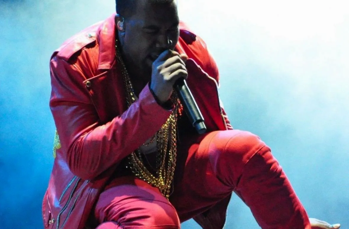 Kanye West keert terug in Chicago met massale reünie op Soldier Field