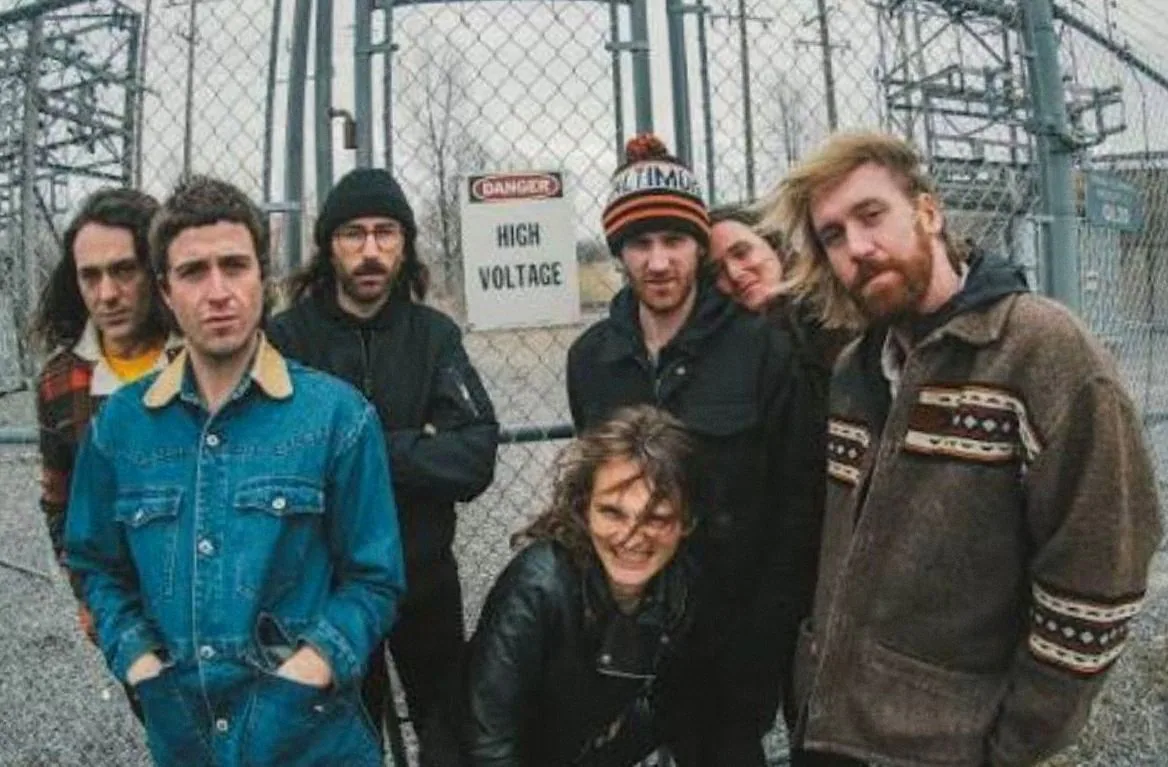 King Gizzard haalt Max Weinberg het podium op als stand in voor zijn zoon