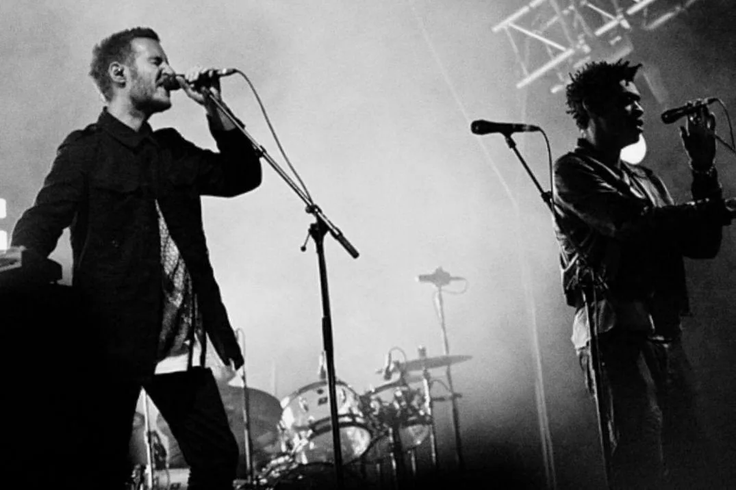 Massive Attack spreekt zich uit na verbanning uit Singapore om Palestijnse vlag
