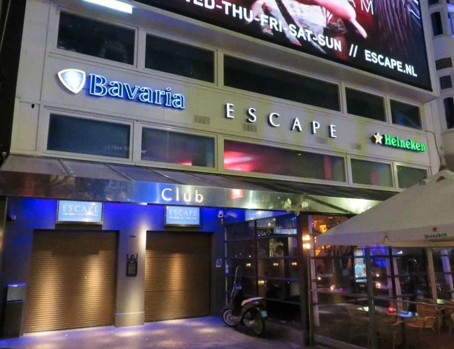 Escape, Amsterdam